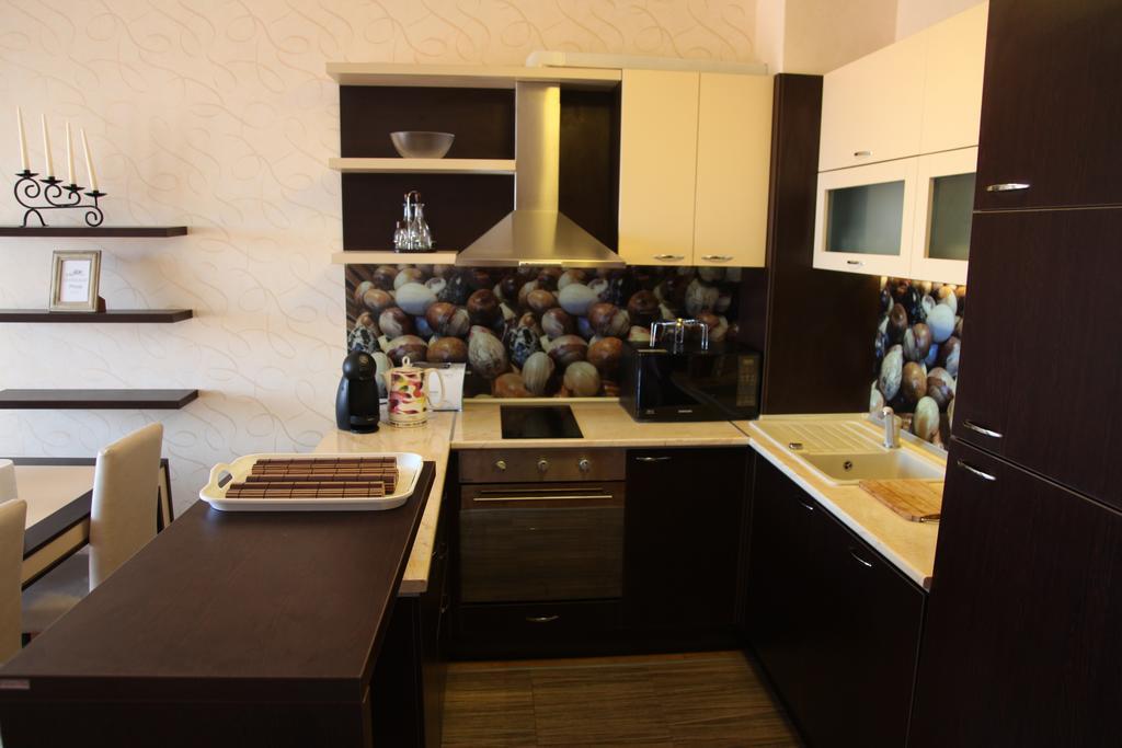 Apartment In St. Constantine And Helena セインツ・コンスタンティン＆ヘレナ エクステリア 写真